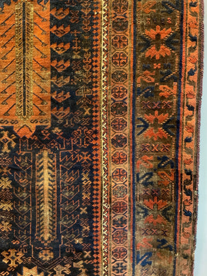 Balouch antique carpet (372 x 266cm)