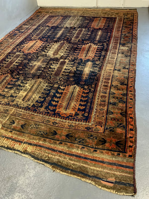 Balouch antique carpet (372 x 266cm)
