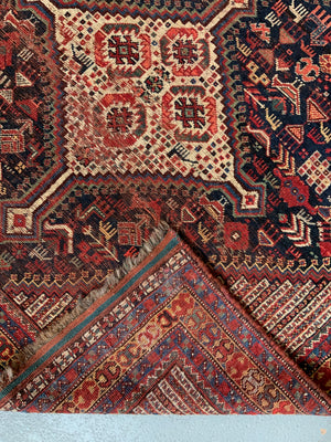 Khamseh antique rug (199 x 137cm)