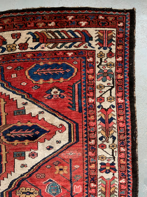 Antique Bactiari carpet (325 x 282cm)