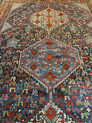Shiraz vintage bird carpet (312 x 204cm)