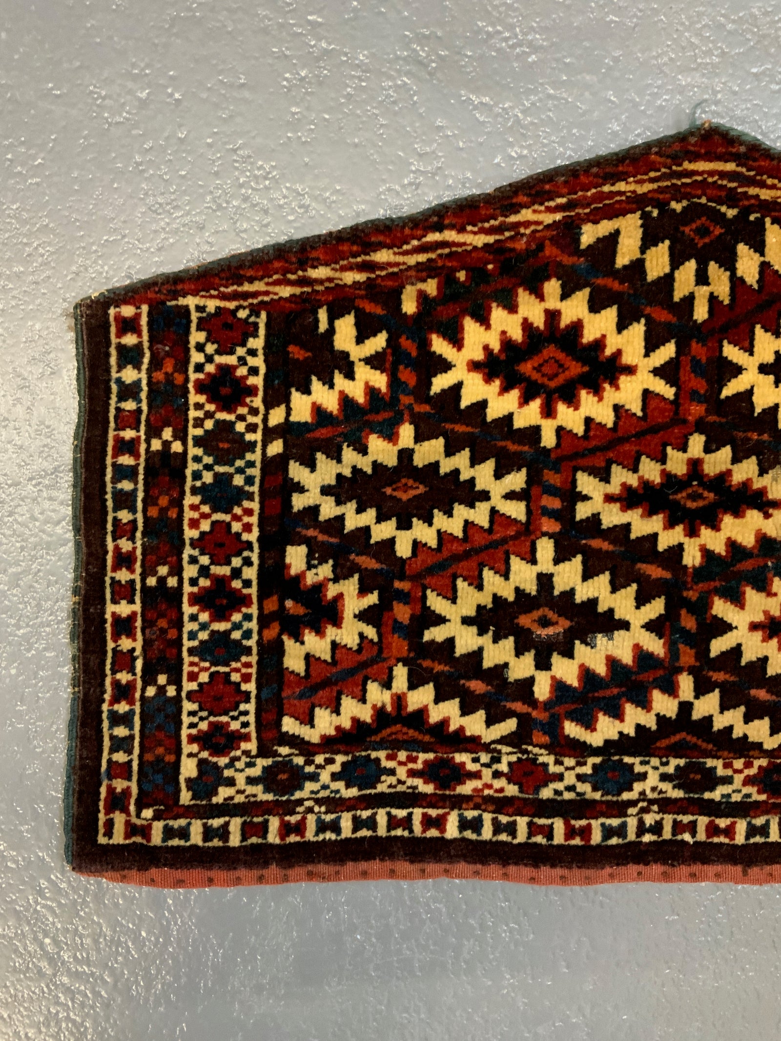 Turkmen small antique asmalyk (42 x 69cm)