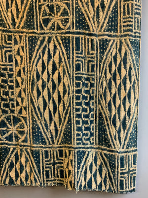 Cameroon vintage Ndop indigo block print (150 x 99cm)