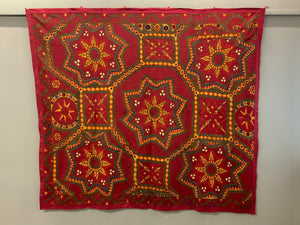 Uzbekistan Pskent suzani (202 x 229cm)