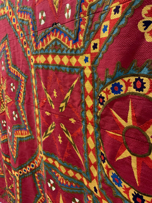 Uzbekistan Pskent suzani (202 x 229cm)