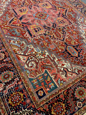 Heriz vintage carpet (402 x 295cm)