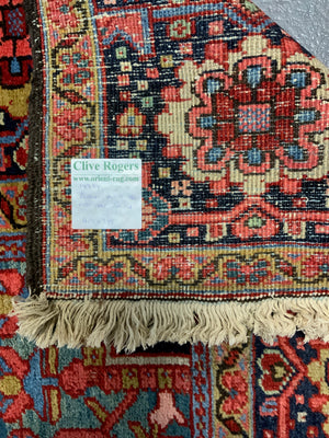 Heriz vintage carpet (402 x 295cm)