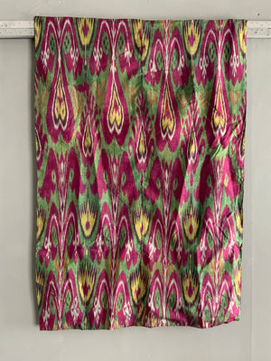 Uzbek / Tajik antique silk ikat (122 x 83cm)
