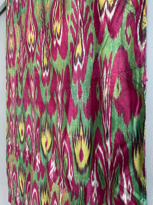 Uzbek / Tajik antique silk ikat (122 x 83cm)