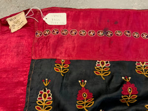 Gujarat antique Jain / Kutch Muslim embroidery (210 x 154cm)