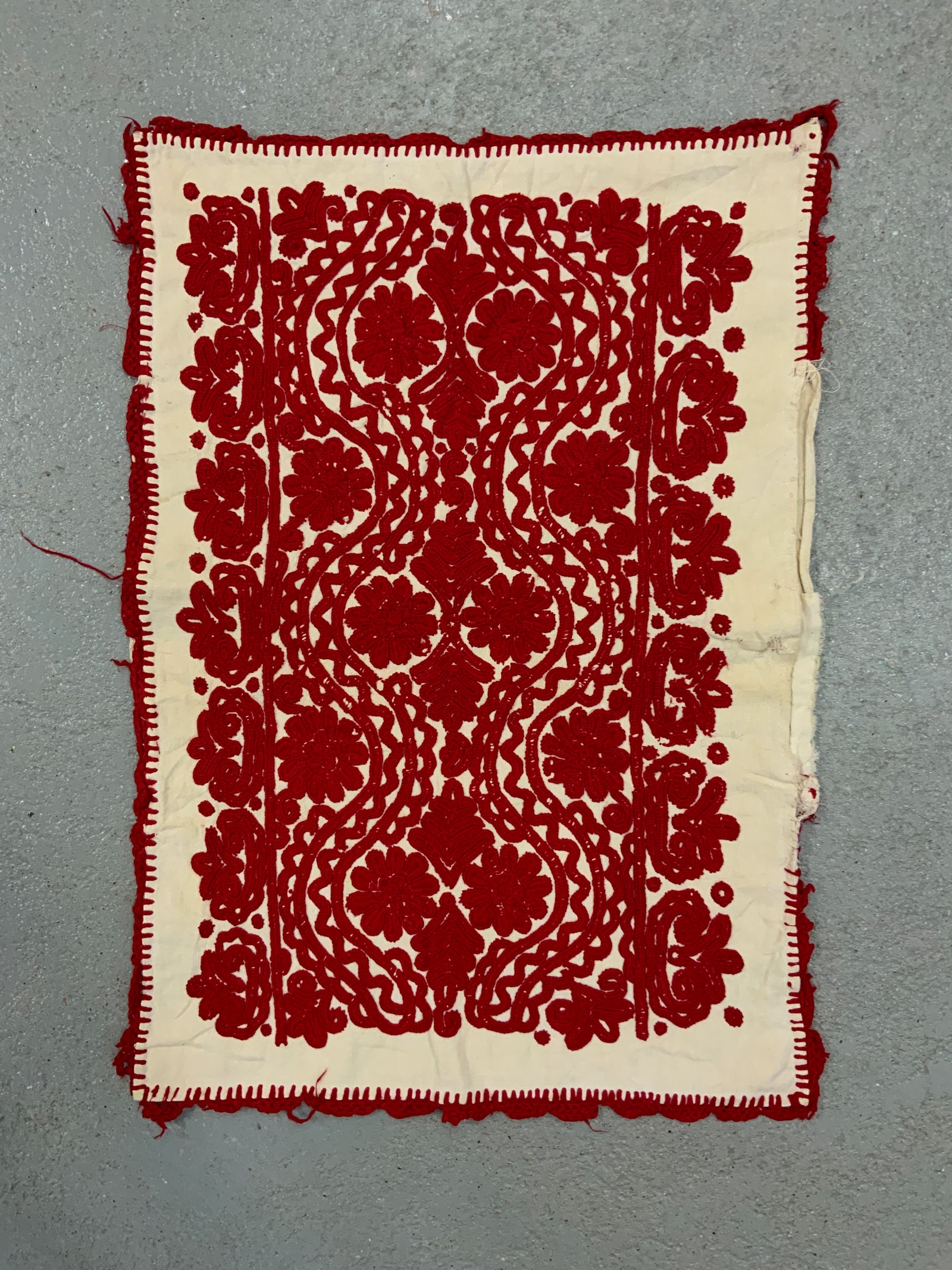 Hungarian vintage embroidered cushion cover (58 x 40cm)