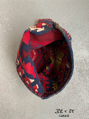 Turkish Denizli kilim shepherd's bag (38 x35cm)