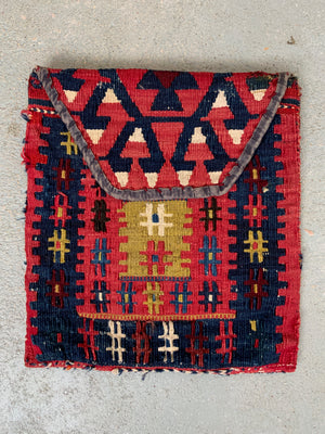 Turkish Denizli kilim shepherd's bag (38 x35cm)