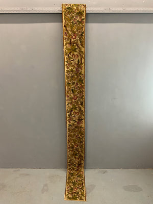 French embroidered vintage band (292 x 28cm)