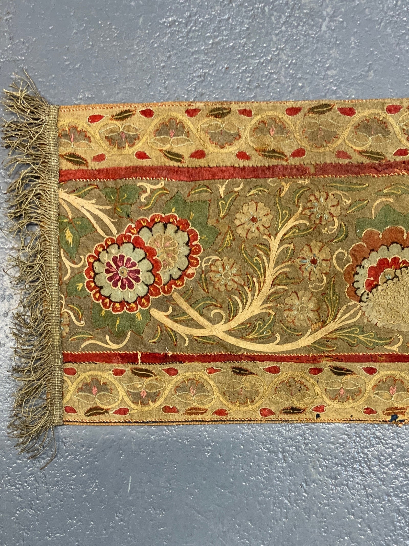 Caspian Rasht appliqué embroidered antique border (165 x 29cm)