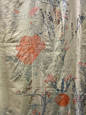 Pair of large satin curtains (270/250 x 135cm)