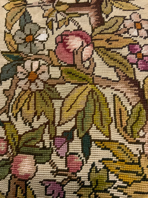 French embroidered vintage band (292 x 28cm)