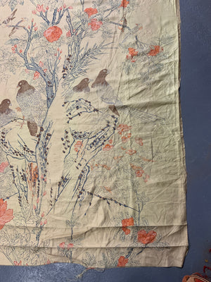 Pair of large satin curtains (270/250 x 135cm)