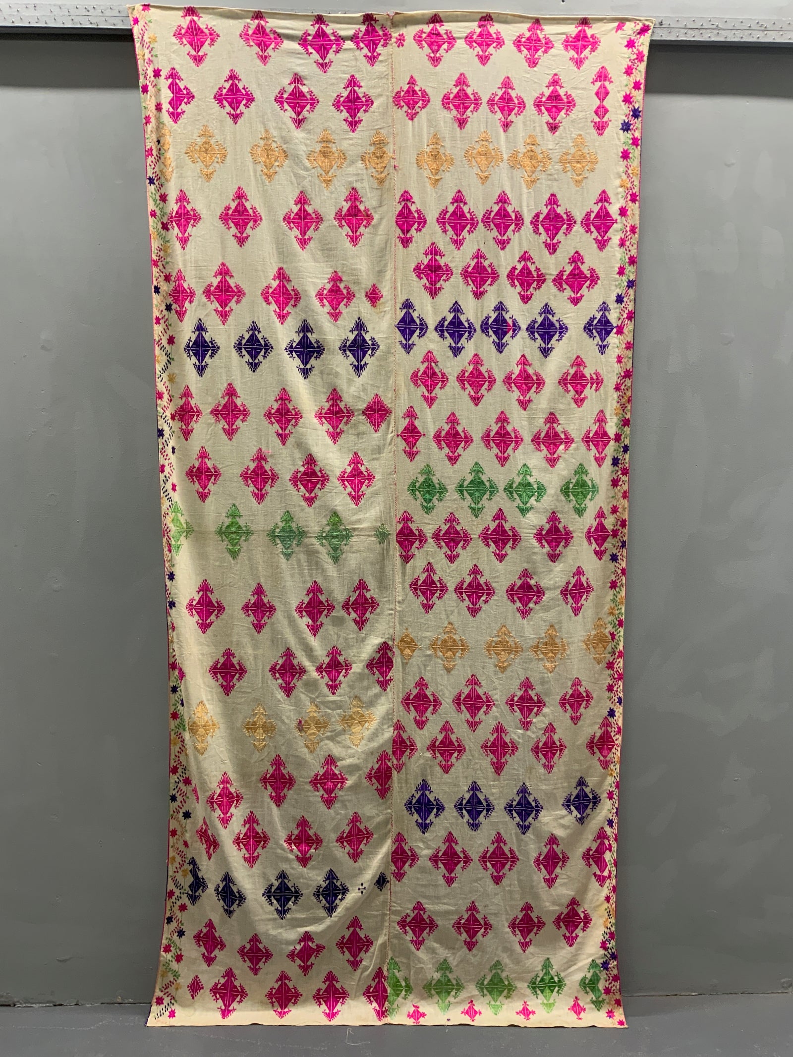 Swat Valley vintage embroidery (240 x 115cm)