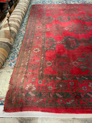 Turkish 'red Turkey' Ushak oversize carpet (495 x 385cm)