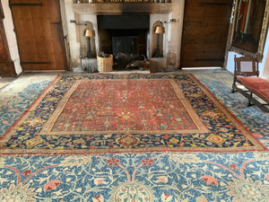 NWP antique Ziegler Mahal oversize carpet (390 x 380cm)