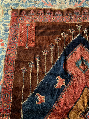 Kurdish Herki oversize 'kelleigh' long carpet from N. Iraq (490 x 232cm)