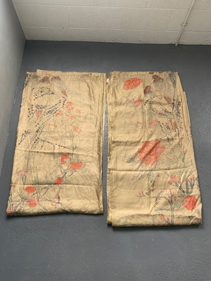 Pair of large satin curtains (270/250 x 135cm)