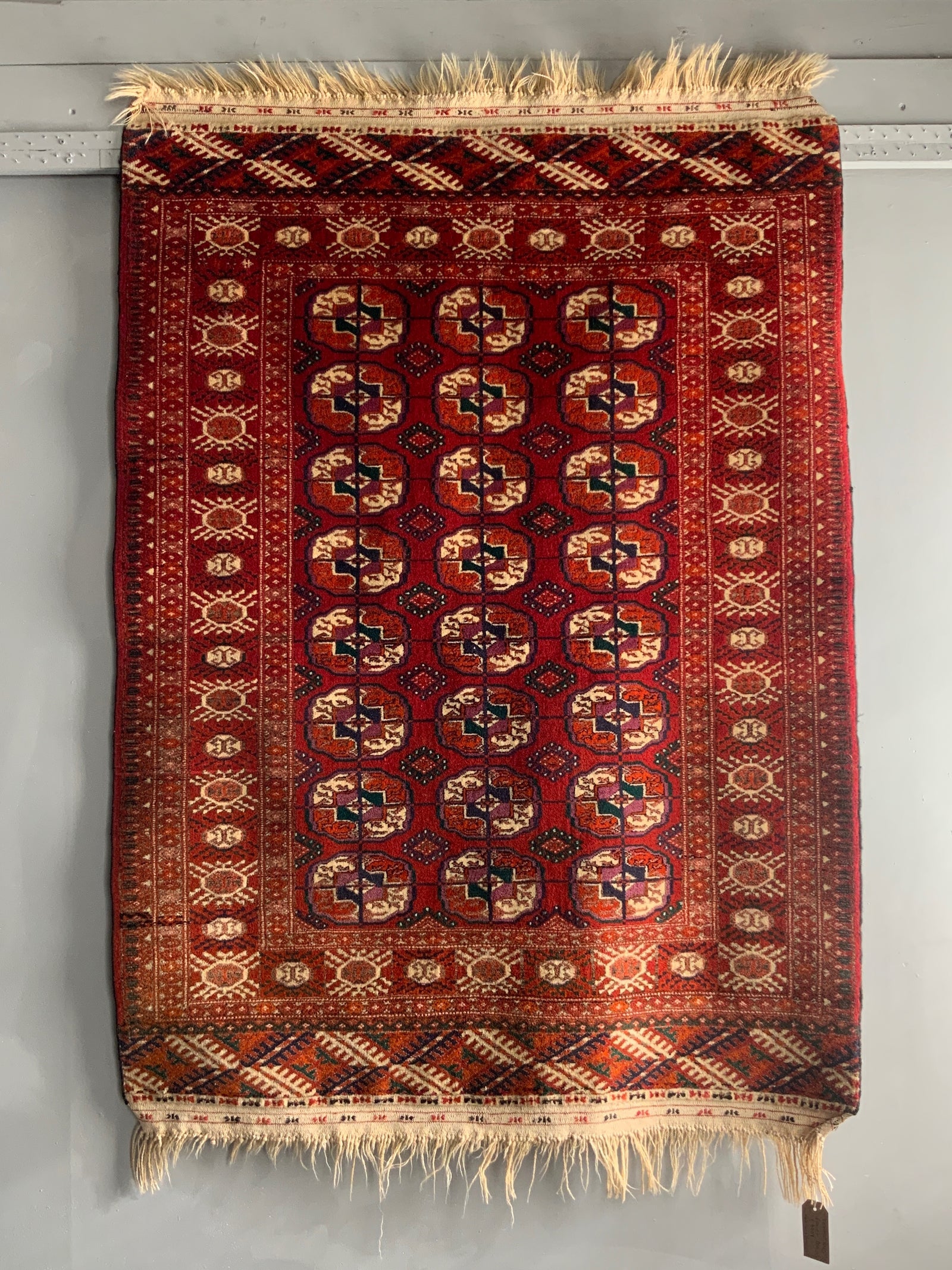 Tekke vintage rug (142 x 105cm)