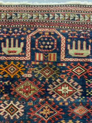 Caucasian antique Shirvan prayer rug (140 x 98cm)