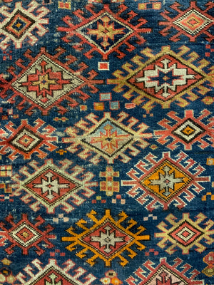 Caucasian antique Shirvan prayer rug (140 x 98cm)