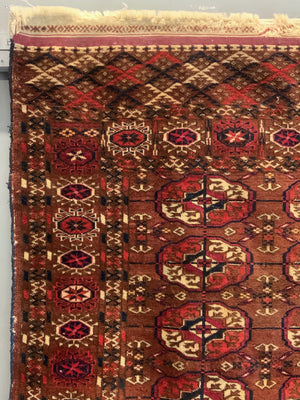 Turkmen antique Tekke khalik rug (115 x 107cm)