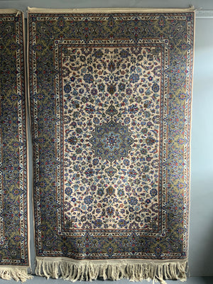 Pair of Kashan rugs with pale field (234 x 142 / 244 x 144cm)