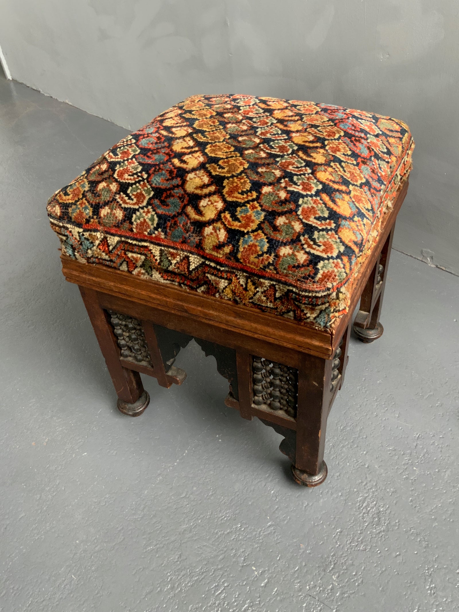 Masharabia covered stool (48 x 38 x 38cm)