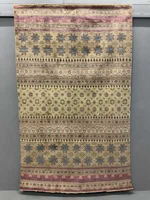 TM Herat silk 'Nasrid' design fine rug (239 x 149cm) *new