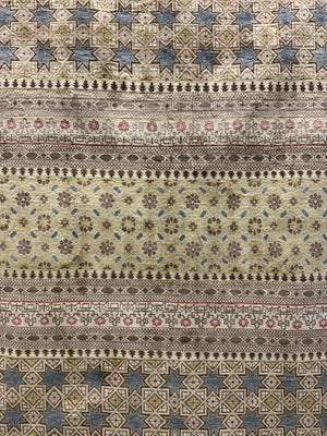 TM Herat silk 'Nasrid' design fine rug (239 x 149cm) *new