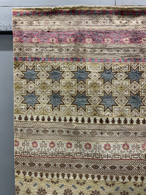 TM Herat silk 'Nasrid' design fine rug (239 x 149cm) *new