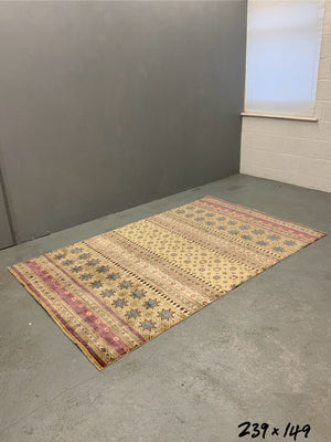 TM Herat silk 'Nasrid' design fine rug (239 x 149cm) *new