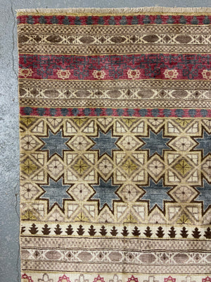 TM Herat silk 'Nasrid' design fine rug (239 x 149cm) *new