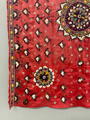 Sindh / Gujarat embroidery (162 x 145cm)
