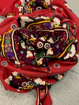 Sindh / Gujarat embroidery (162 x 145cm)