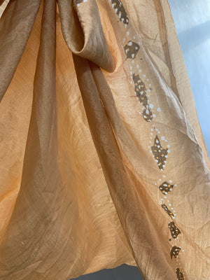 Syrian resist silk (144 x 144cm)