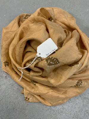 Syrian resist silk (144 x 144cm)