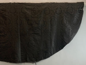 French Gothic black damask cape (295 x 135cm)