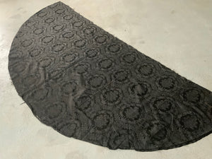 French Gothic black damask cape (295 x 135cm)