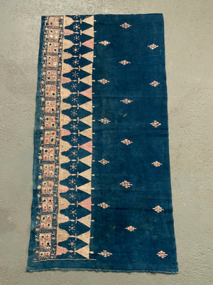 Indian Punjab Sindh antique phulkari fragment (112 x 59cm)