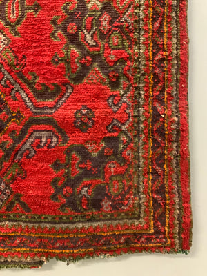 Turkish 'red Turkey' Ushak rug (205 x 127cm)