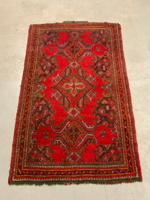 Turkish 'red Turkey' Ushak rug (205 x 127cm)