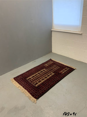 Balouch rug with niche (142 x 91cm)