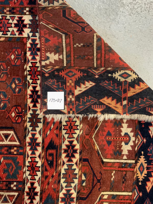 Turkmen Yomut ensi rug (173 x 117cm)