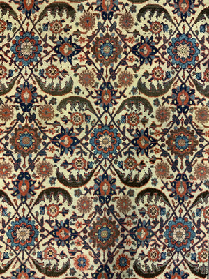 Sanandaj oversize antique kelleigh carpet (576 x 199cm)